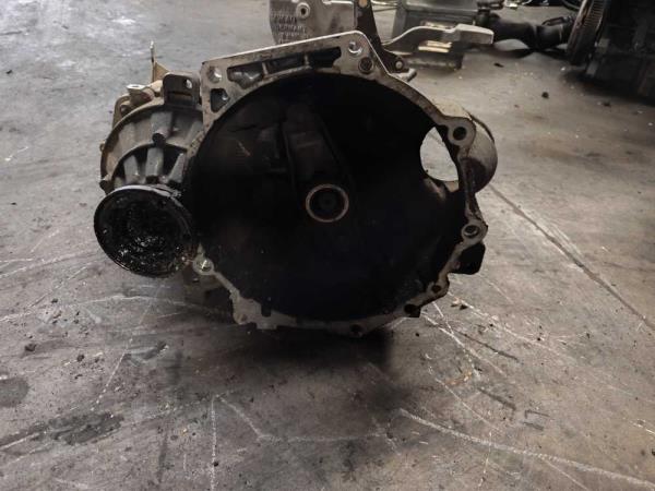 BOITE DE VITESSE VW / AUDI / SEAT / SKODA 1.6TDI CODE: MDZ ( 5VITESSES ) - Vue 2